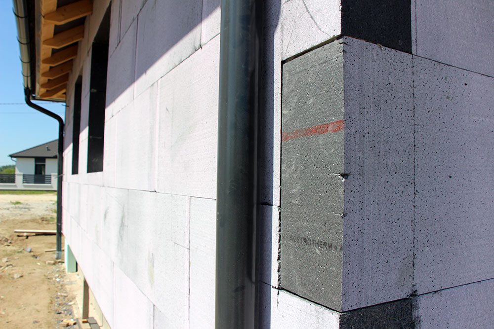 Az Austrotherm biztonságot ad ajándékba 1 Homlokzati hőszigetelés GRAFIT REFLEX lemezekkel