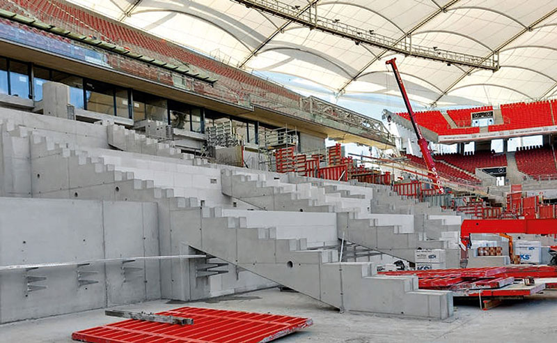 Stadionátépítés Stuttgartban