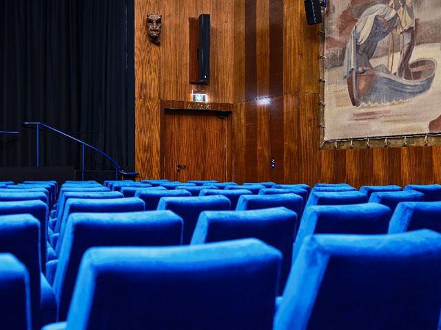 Megújultak a bécsi Stadtkino székei a Stulwerk Kft. szakembereinek keze nyomán 5 Stadtkino