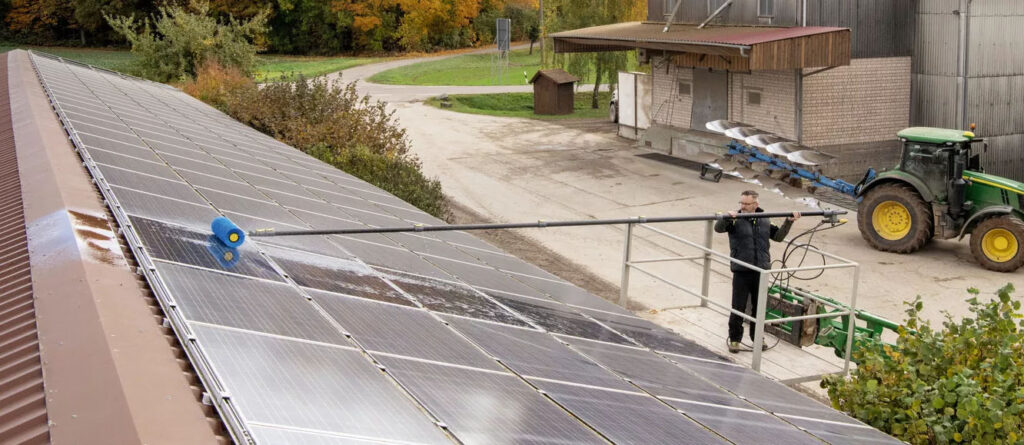 Napelemek és fotovoltaikus panelek tisztítása