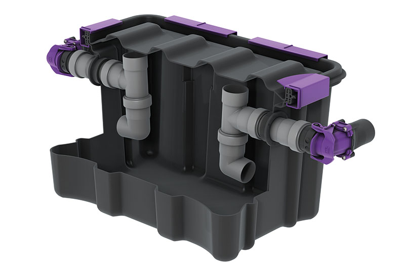 A KESSEL EasyClean free UnderSink zsírleválasztó a legjobb megoldás a korlátozott méretű helyekre, ahol nagy, központi zsírleválasztó beszerelése nem lehetséges.Kis éttermekben, elviteles büfékben vagy food truckokban, ahol csak kis mennyiségű szennyvíz keletkezik, ugyanakkor a rendelkezésre álló hely is korlátozott, a KESSEL EasyClean free UnderSink lehetővé teszi a zsírok és olajok egyszerű és hatékony összegyűjtését a legkisebb helyigénnyel.