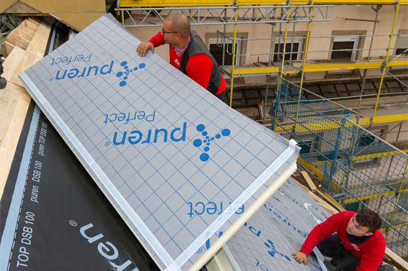 Tökélyre fejlesztett szarufa feletti hőszigetelés