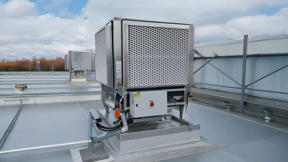 Utólagos csarnokhűtés ipari környezetben – energiahatékony megoldások adiabatikus technológiával 3 ipar